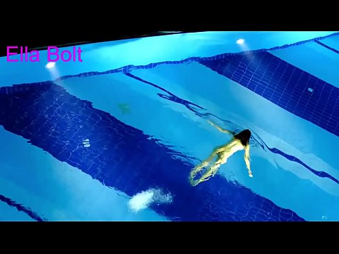 ❤️ నేను చూడటం ఆపలేను, ELLA BOLT రిసార్ట్ పూల్‌లో నగ్నంగా ఈత కొడుతూ దొరికిన యువ అందగత్తె ❤️❌ క్వాలిటీ పోర్న్ te.rexporn-com.ru ❌❤